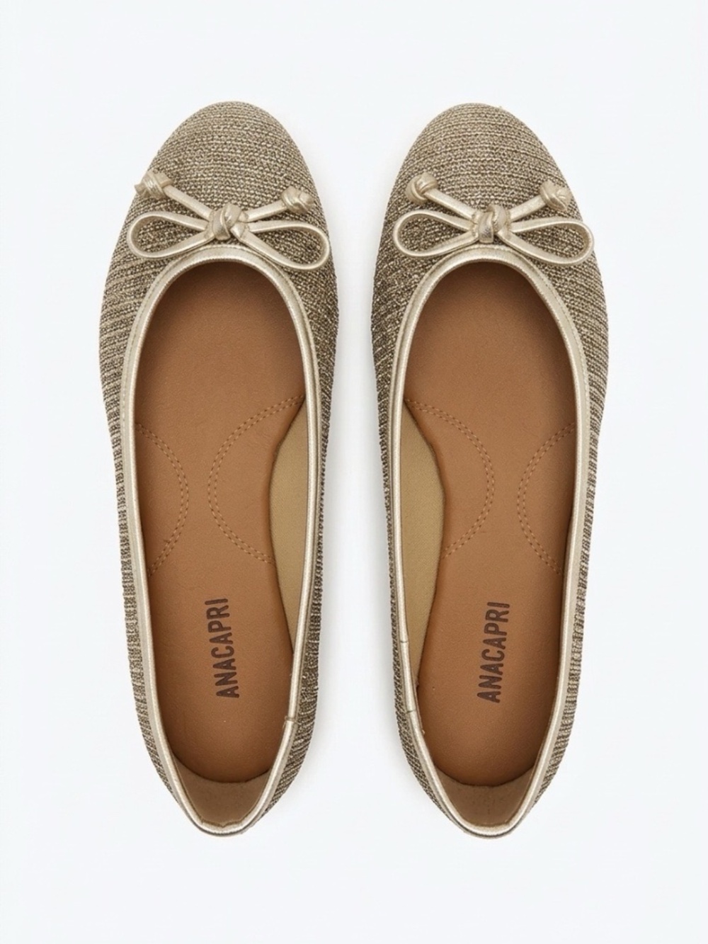 AnaCapri gold flats - size 5.5 🌟
